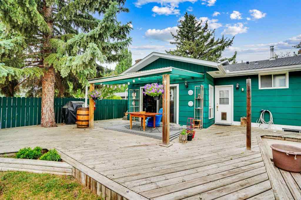 MLS® A2233469 - 956 Parkvalley Way SE in Parkland Calgary, Residential