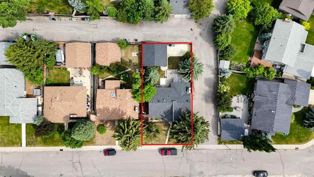MLS® A2233469 - 956 Parkvalley Way SE in Parkland Calgary, Residential