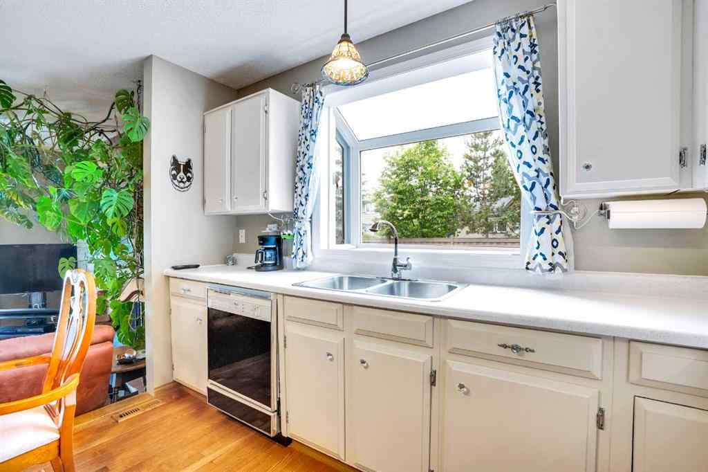 MLS® A2233469 - 956 Parkvalley Way SE in Parkland Calgary, Residential