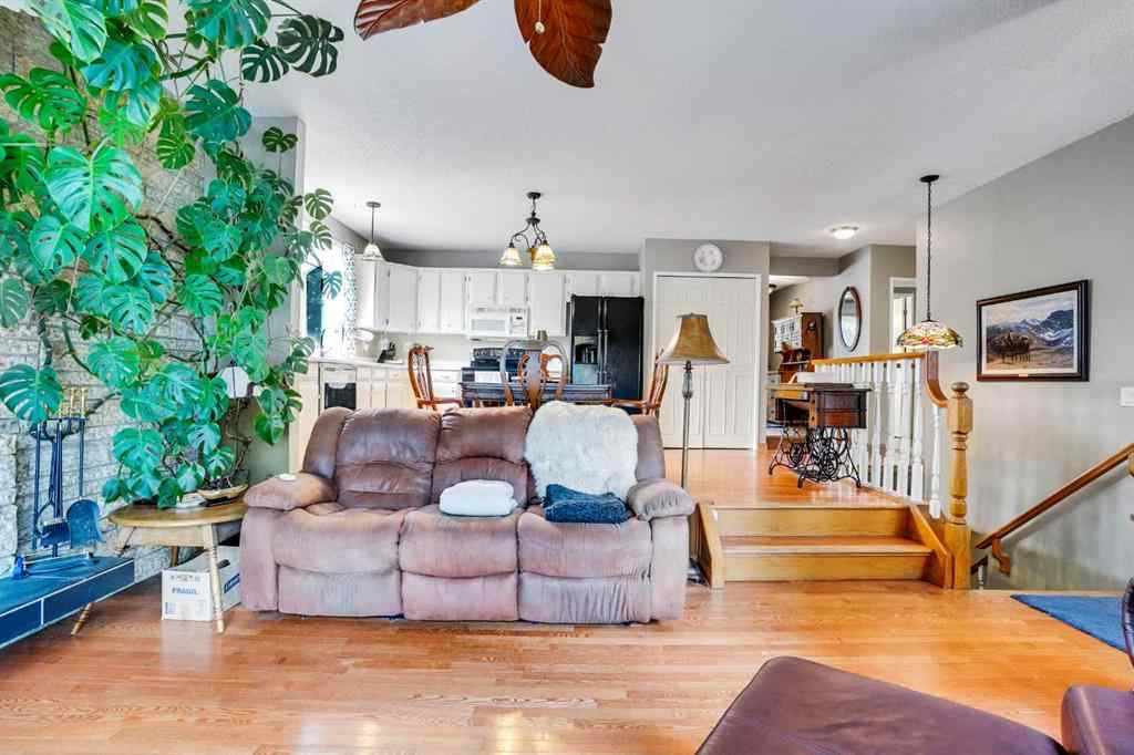MLS® A2233469 - 956 Parkvalley Way SE in Parkland Calgary, Residential