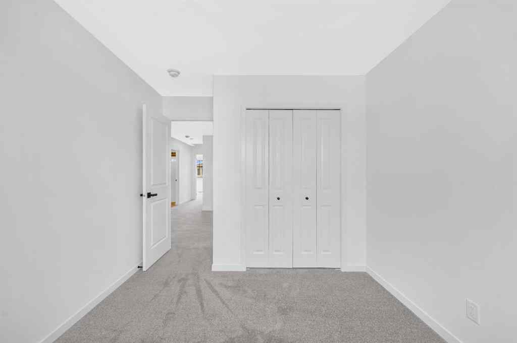 MLS® A2233479 - 32 Rowmont Common NW in Haskayne Calgary, Residential