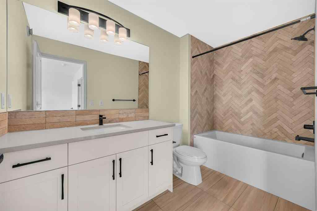 MLS® A2233479 - 32 Rowmont Common NW in Haskayne Calgary, Residential