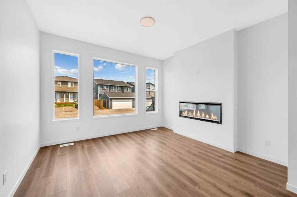 MLS® A2233479 - 32 Rowmont Common NW in Haskayne Calgary, Residential