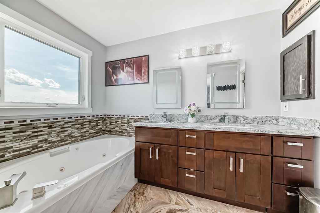 MLS® A2233483 - 240076 PARADISE MEADOW Drive  in NONE Chestermere, Residential