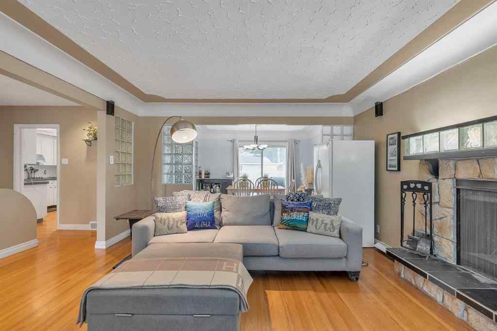 MLS® A2233489 - 2219 Halifax Crescent NW in Banff Trail Calgary, Residential