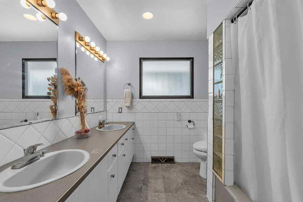MLS® A2233489 - 2219 Halifax Crescent NW in Banff Trail Calgary, Residential