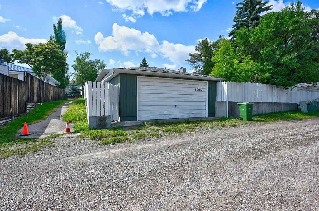 MLS® A2233492 - 1004 Cantabrian Drive SW in Canyon Meadows Calgary, Residential