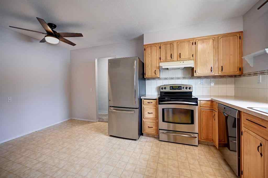 MLS® A2233492 - 1004 Cantabrian Drive SW in Canyon Meadows Calgary, Residential