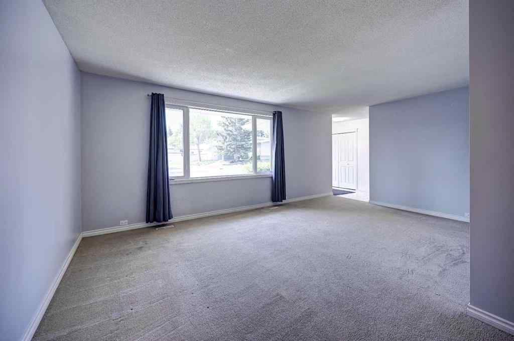 MLS® A2233492 - 1004 Cantabrian Drive SW in Canyon Meadows Calgary, Residential