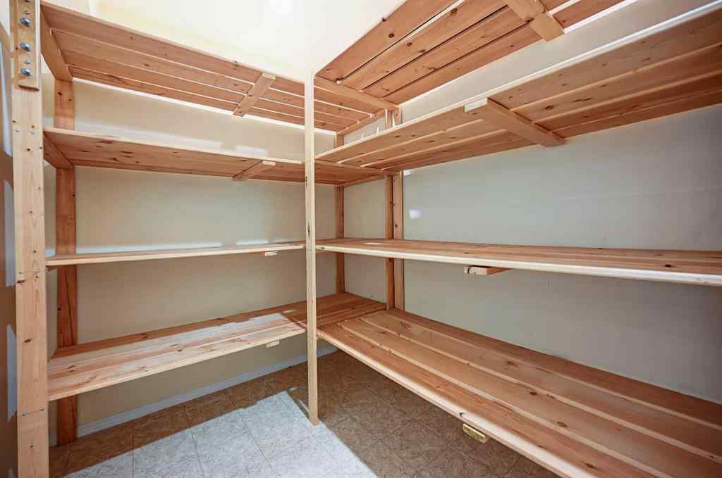 MLS® A2233492 - 1004 Cantabrian Drive SW in Canyon Meadows Calgary, Residential