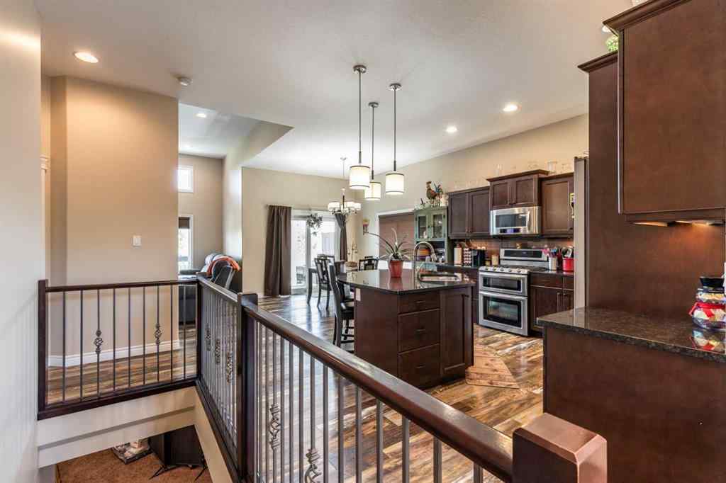MLS® A2233505 - 376 Somerside Crescent SE in Southland Medicine Hat, Residential