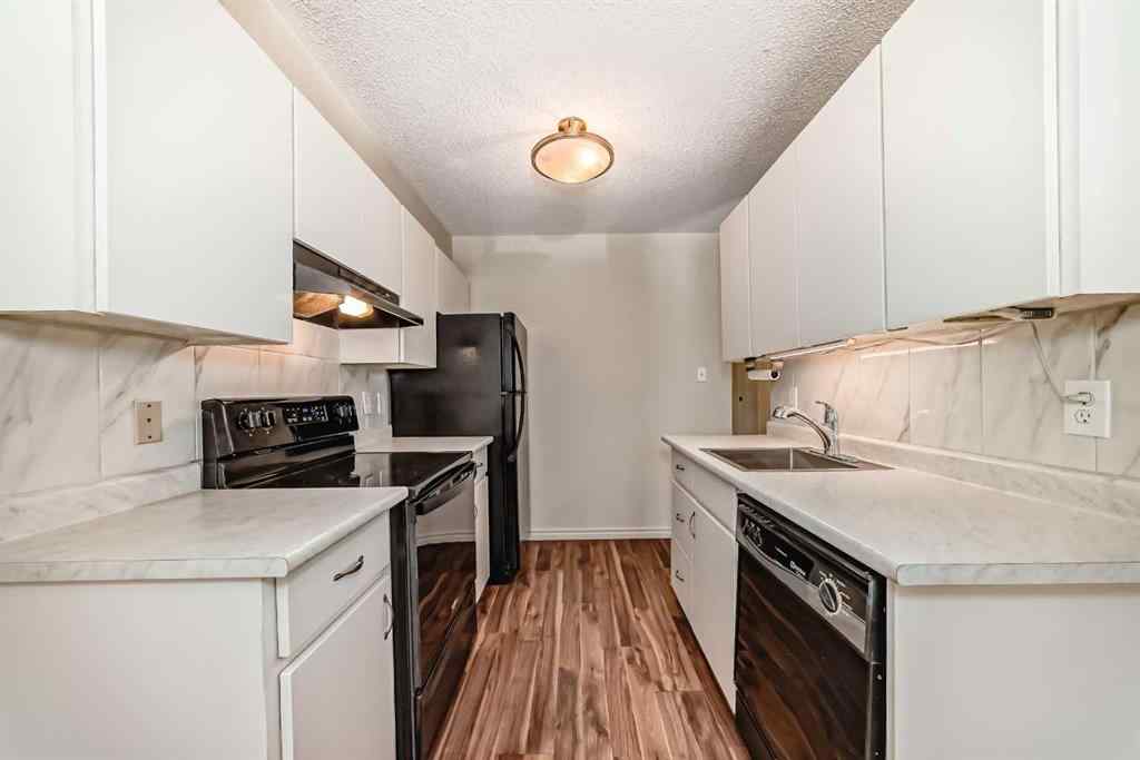 MLS® A2233510 - Unit #213 617 56 Avenue SW in Windsor Park Calgary, Residential