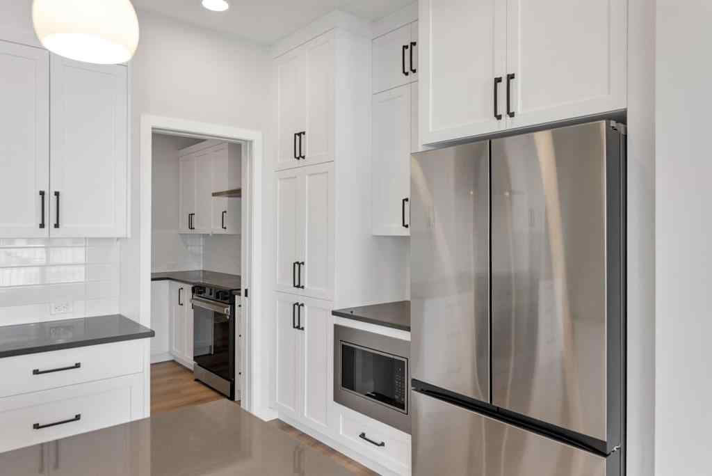 MLS® A2233518 - 433 Lewiston Landing NE in Lewisburg Calgary, Residential