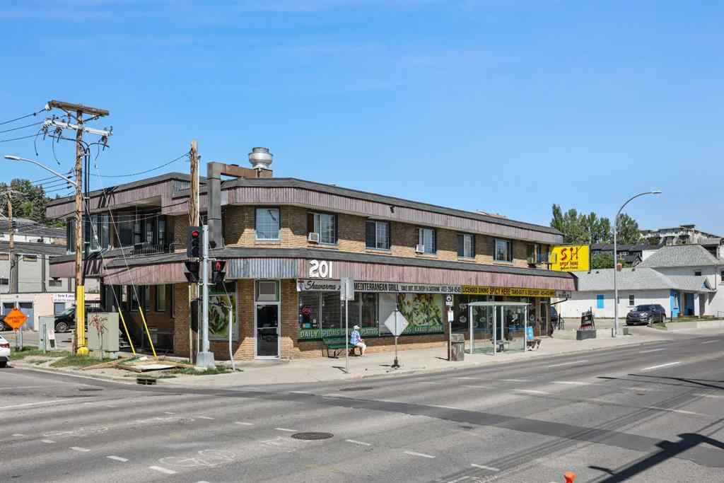 MLS® A2233524 - 201-217 4 Street NE in Crescent Heights Calgary, Commercial