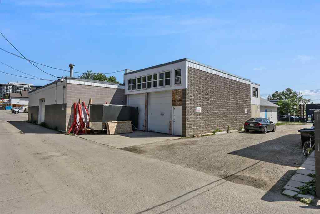MLS® A2233524 - 201-217 4 Street NE in Crescent Heights Calgary, Commercial