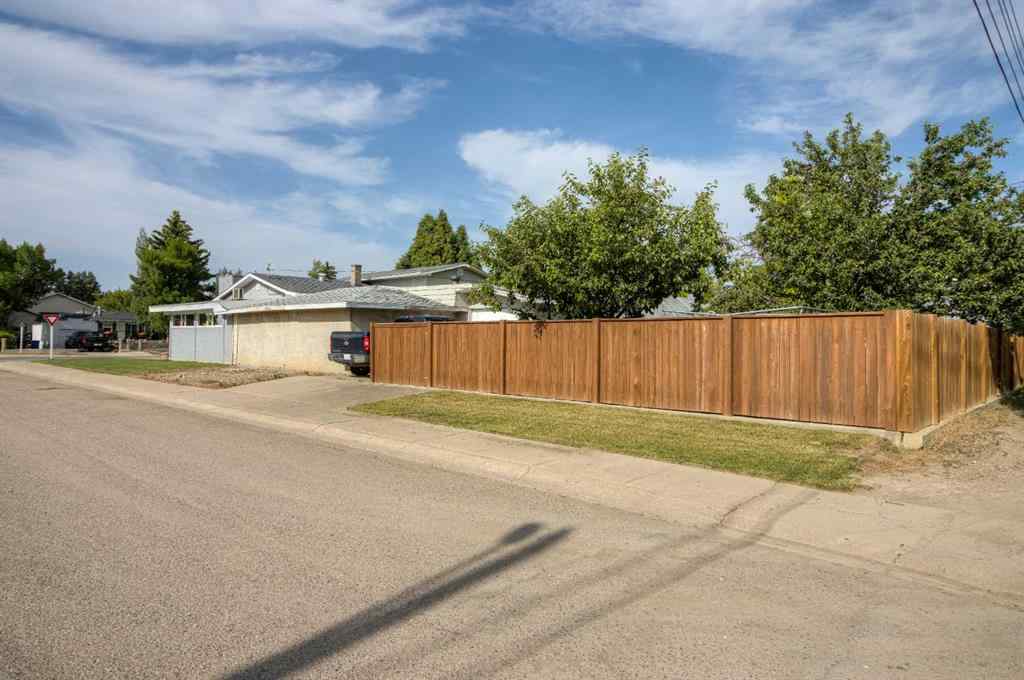 MLS® A2233540 - 2235 23 Avenue  in NONE Coaldale, Residential