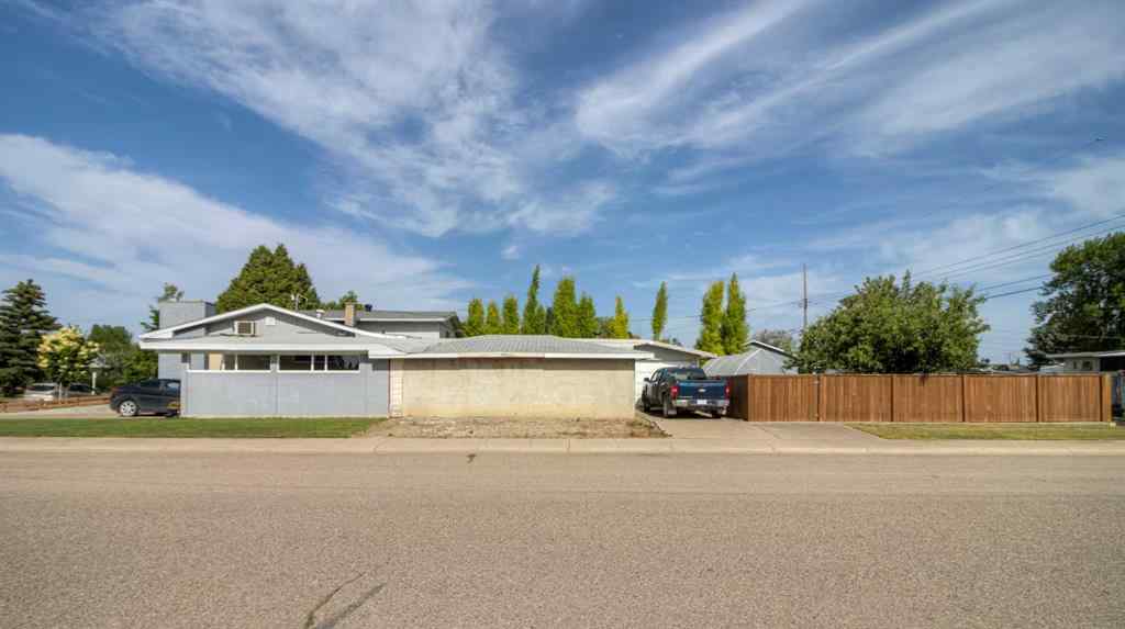 MLS® A2233540 - 2235 23 Avenue  in NONE Coaldale, Residential