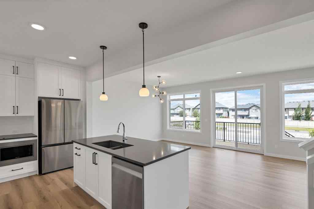 MLS® A2233553 - 4067 Sawgrass Street NW in Sawgrass Park Airdrie, Residential