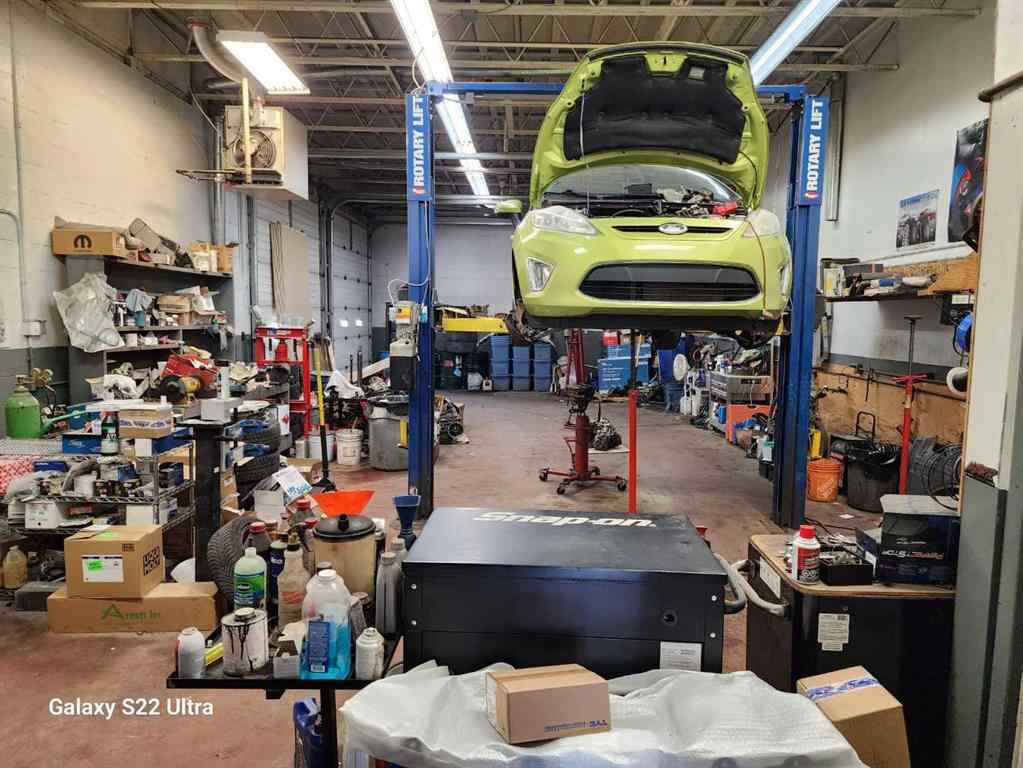 MLS® A2233558 - 165 72 Avenue SE in Manchester Industrial Calgary, Commercial