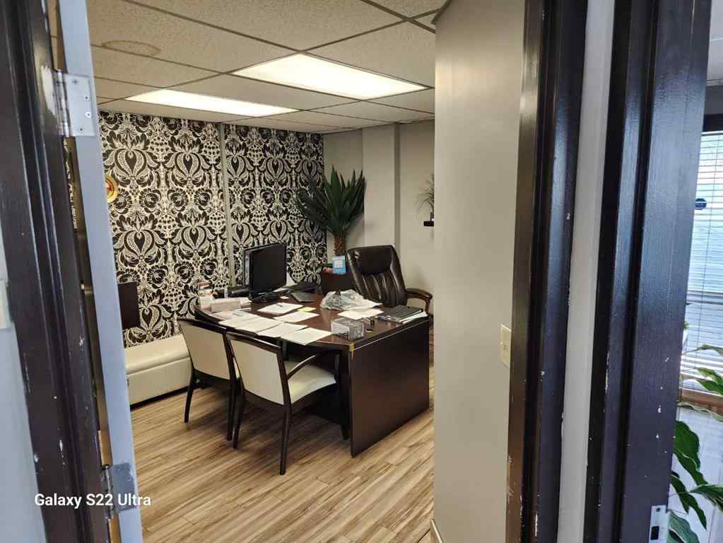 MLS® A2233558 - 165 72 Avenue SE in Manchester Industrial Calgary, Commercial