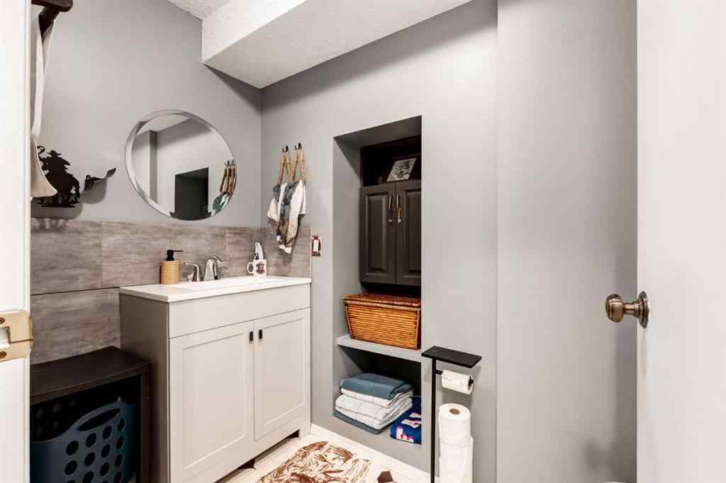 MLS® A2233562 - 111 LANSDOWN Estate  in Lansdowne Estates Rural Rocky View County, Residential