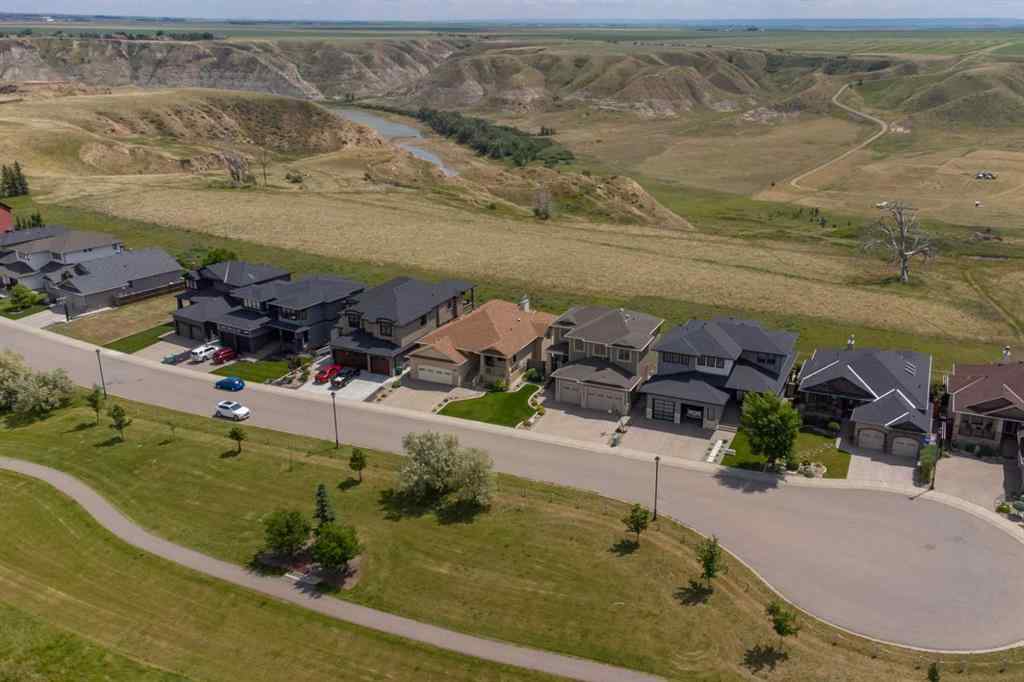 MLS® A2233589 - 969 Canyonview Place W in The Canyons Lethbridge, Residential