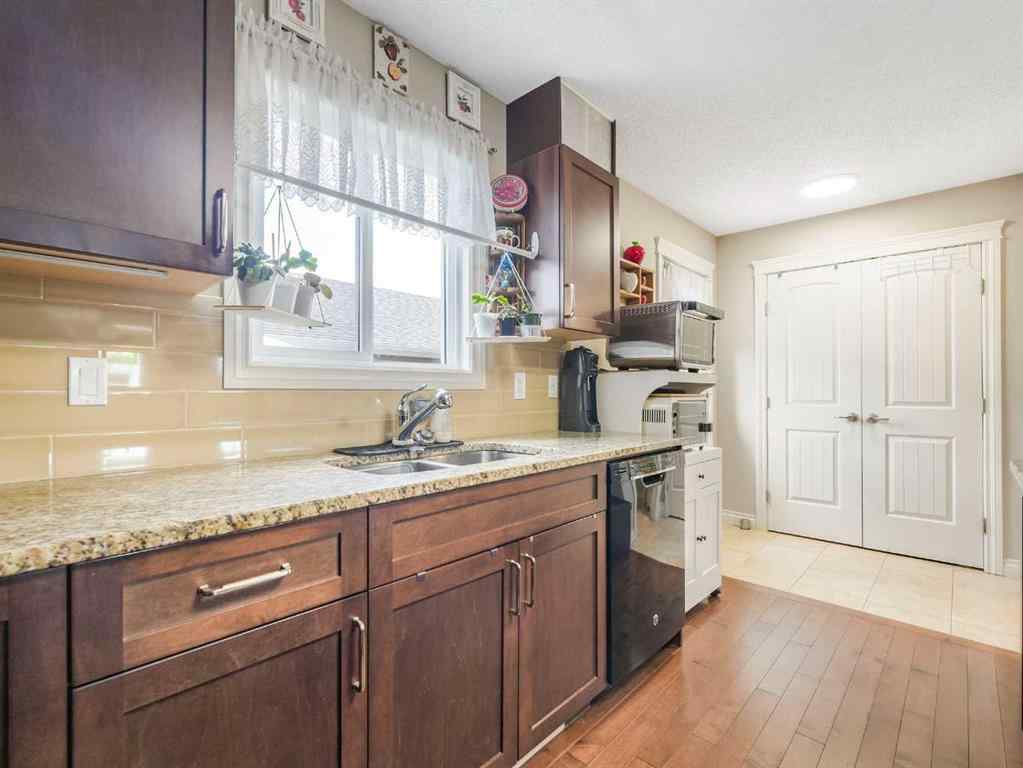 MLS® A2233625 - 234 Robinson Drive  in Robinson Leduc, Residential
