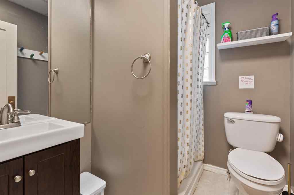 MLS® A2233646 - 4714 48 Street  in Augustana Camrose, Residential