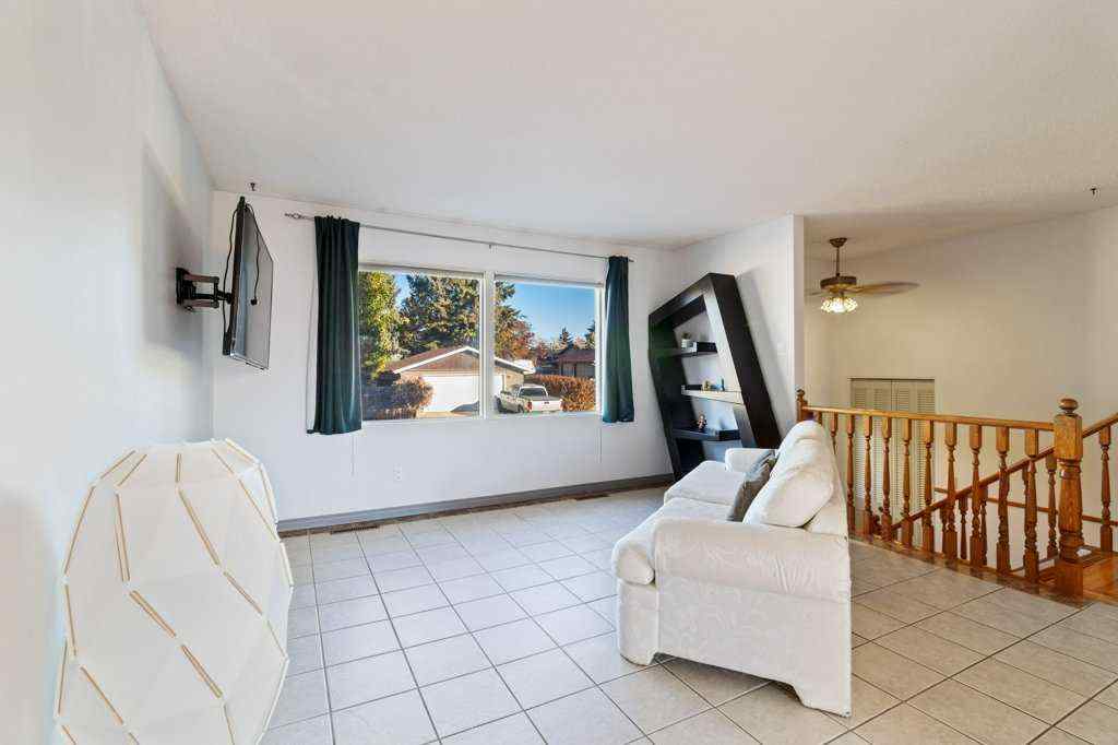 MLS® A2233663 - 47 Martin Close  in Morrisroe Red Deer, Residential