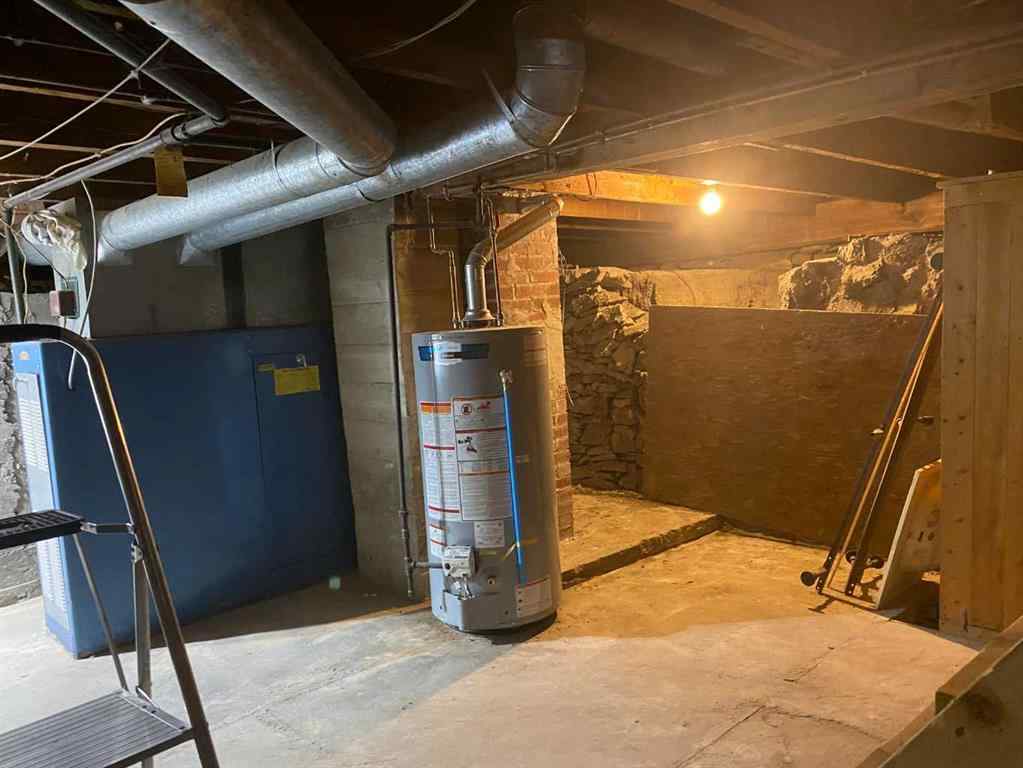 MLS® A2233689 - 20630 25 Avenue  in NONE Bellevue, Residential