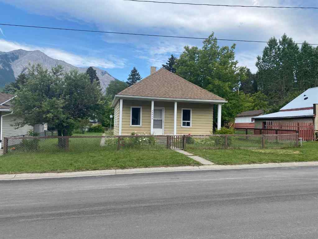 MLS® A2233689 - 20630 25 Avenue  in NONE Bellevue, Residential
