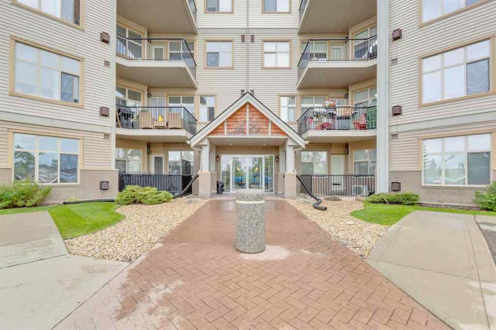 MLS® A2233703 - Unit #121 100 Lakeway Boulevard  in Lakeway Landing Sylvan Lake, Residential