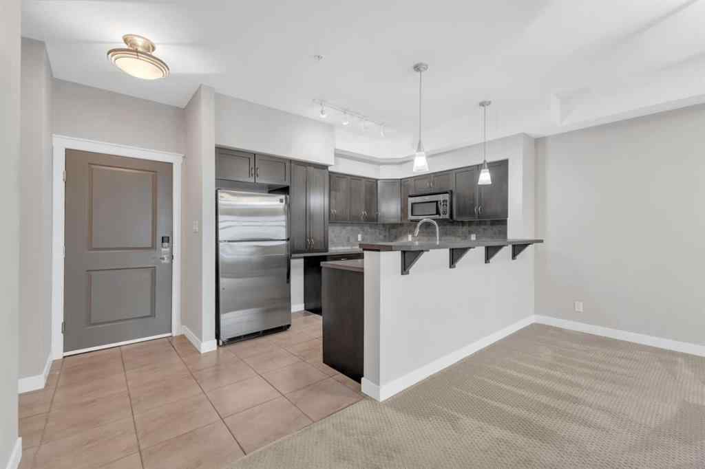 MLS® A2233703 - Unit #121 100 Lakeway Boulevard  in Lakeway Landing Sylvan Lake, Residential