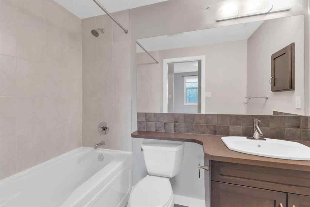 MLS® A2233703 - Unit #121 100 Lakeway Boulevard  in Lakeway Landing Sylvan Lake, Residential