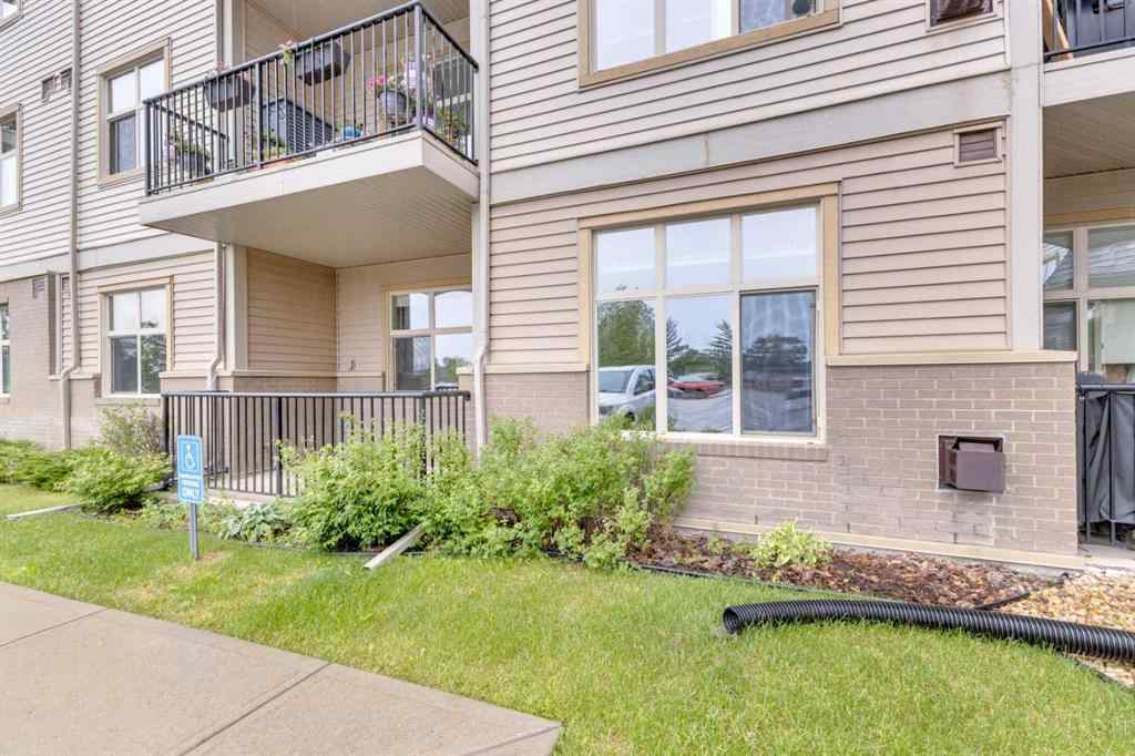 MLS® A2233703 - Unit #121 100 Lakeway Boulevard  in Lakeway Landing Sylvan Lake, Residential