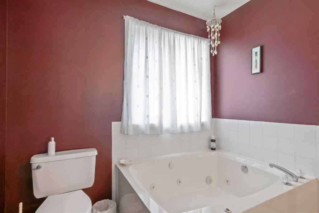 MLS® A2233733 - 79 Scenic Gardens NW in Scenic Acres Calgary, Residential
