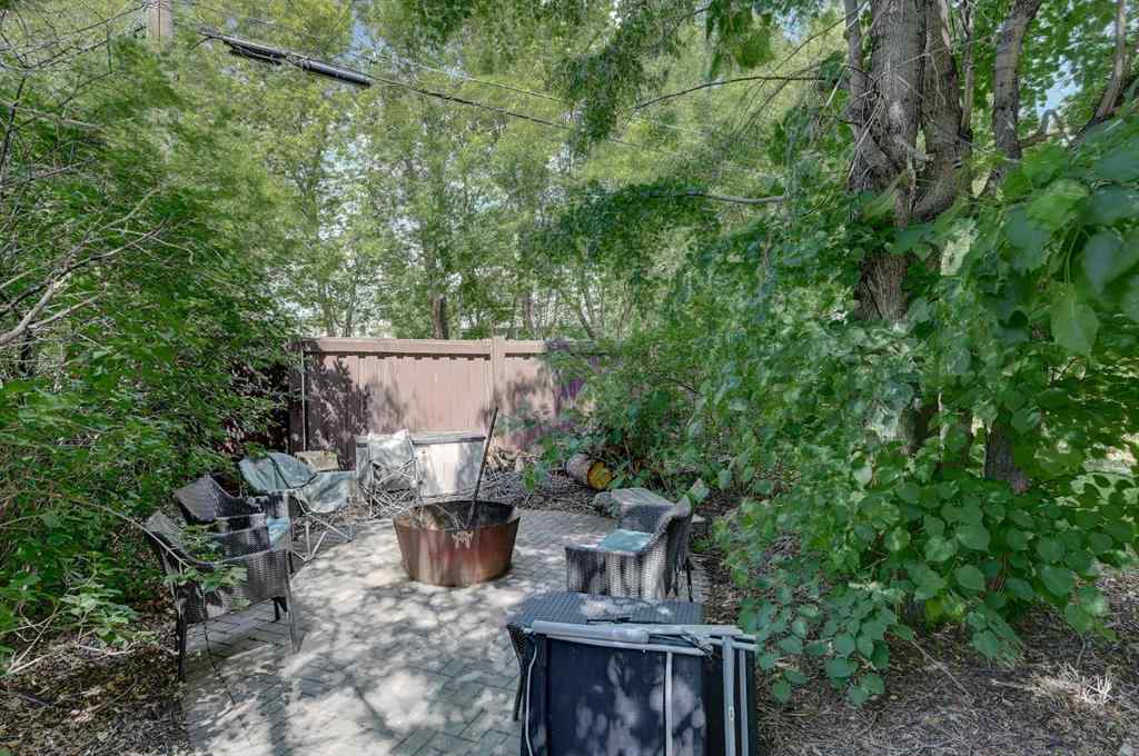 MLS® A2233751 - 9648 108 Avenue  in Mountview Grande Prairie, Residential
