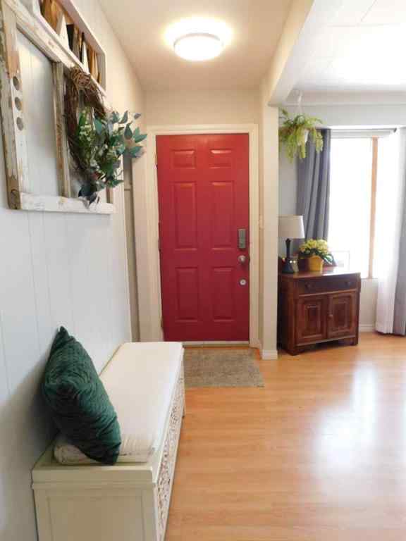 MLS® A2233755 - 315 6 Street W in West End Brooks, Residential