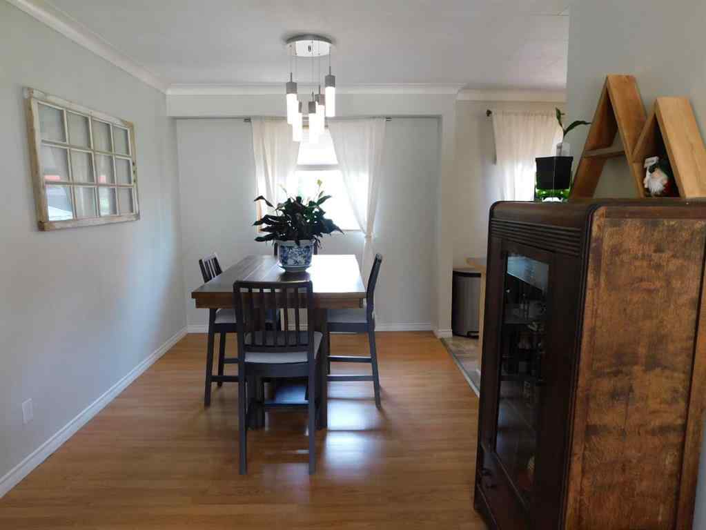 MLS® A2233755 - 315 6 Street W in West End Brooks, Residential