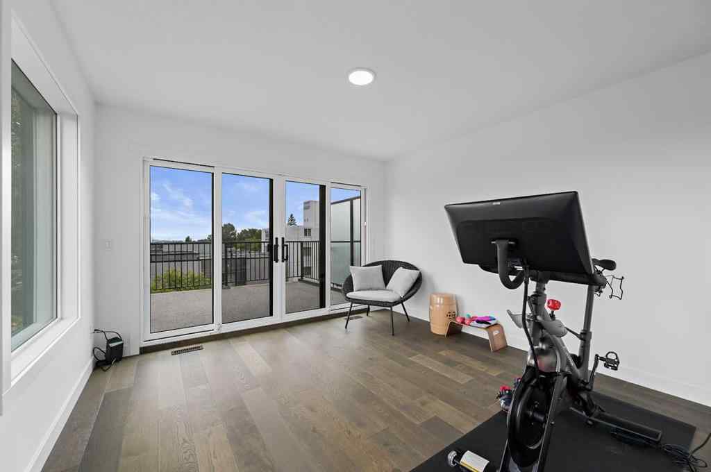 MLS® A2233772 - 2100 17A Street SW in Bankview Calgary, Residential