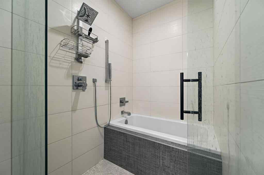 MLS® A2233772 - 2100 17A Street SW in Bankview Calgary, Residential