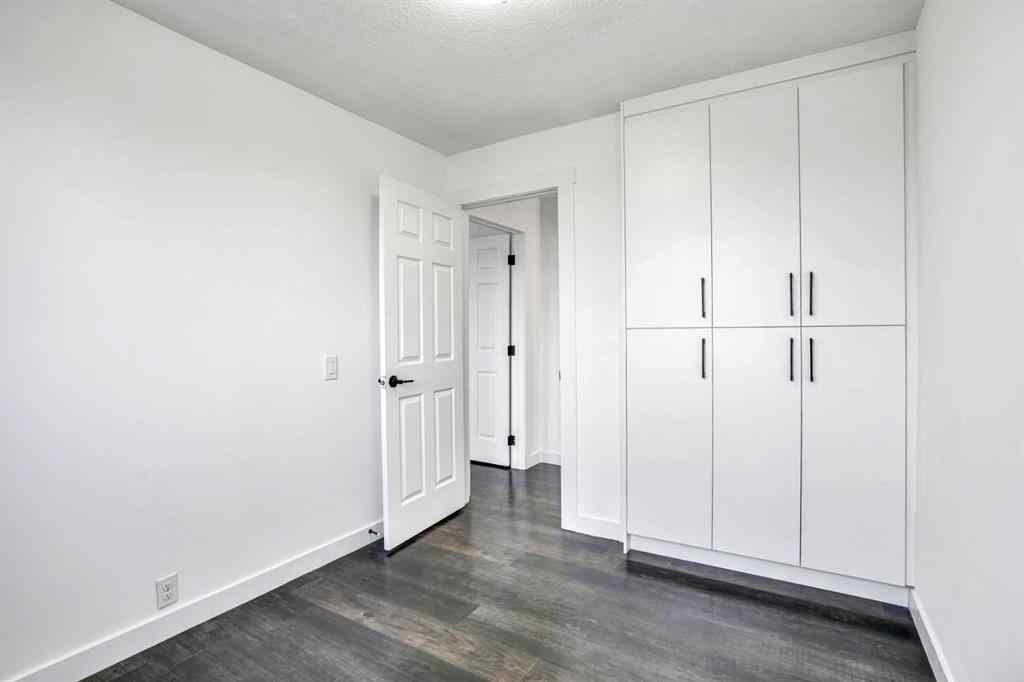 MLS® A2233775 - 343 falshire Drive NE in Falconridge Calgary, Residential