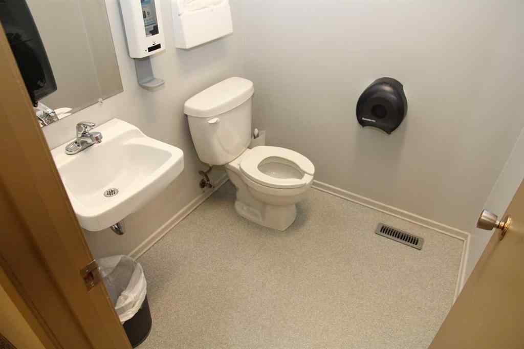 MLS® #A2233795 - 118 4 Avenue W in NONE Maidstone, Commercial Open Houses