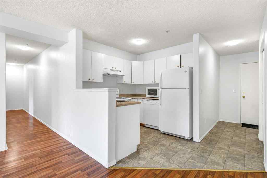 MLS® A2233798 - Unit #109 1000 Somervale Court SW in Somerset Calgary, Residential