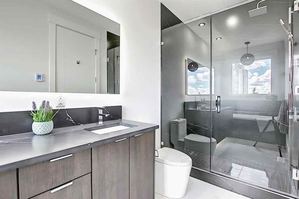 MLS® A2233804 - Unit #Unit 2 940 38th Street SW in Rosscarrock Calgary, Residential