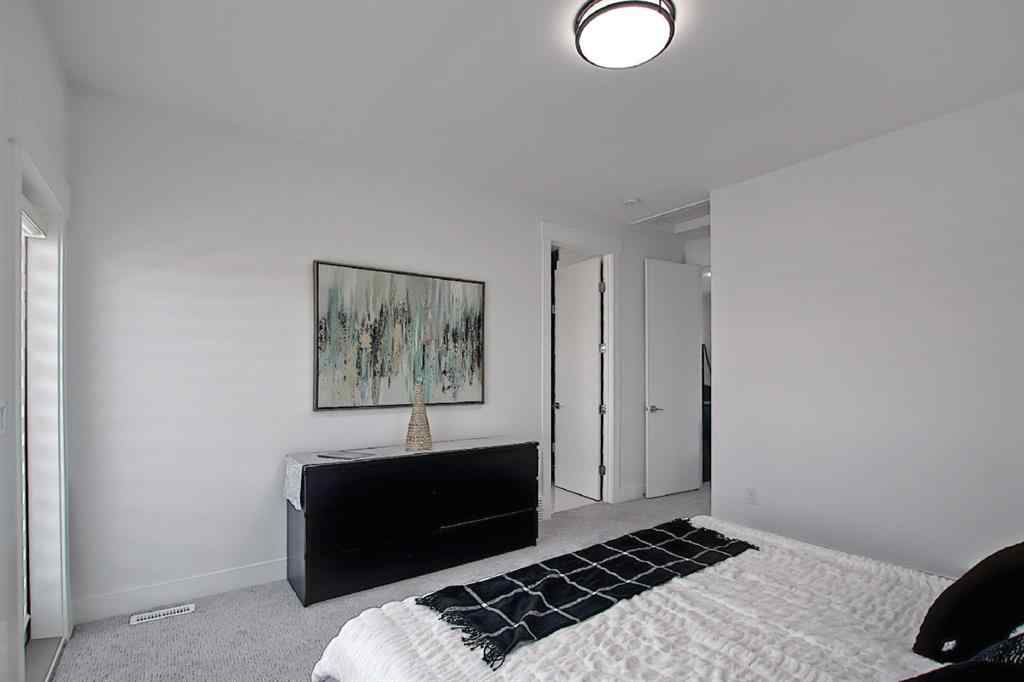 MLS® A2233804 - Unit #Unit 2 940 38th Street SW in Rosscarrock Calgary, Residential