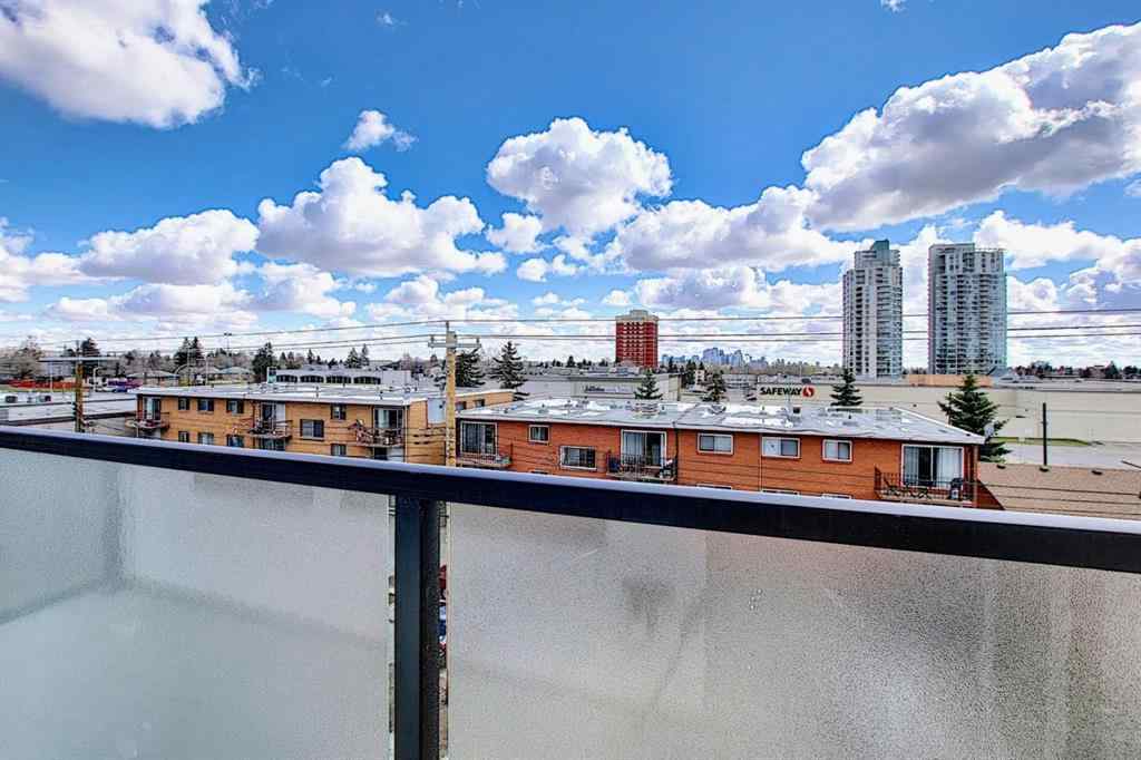 MLS® A2233804 - Unit #Unit 2 940 38th Street SW in Rosscarrock Calgary, Residential