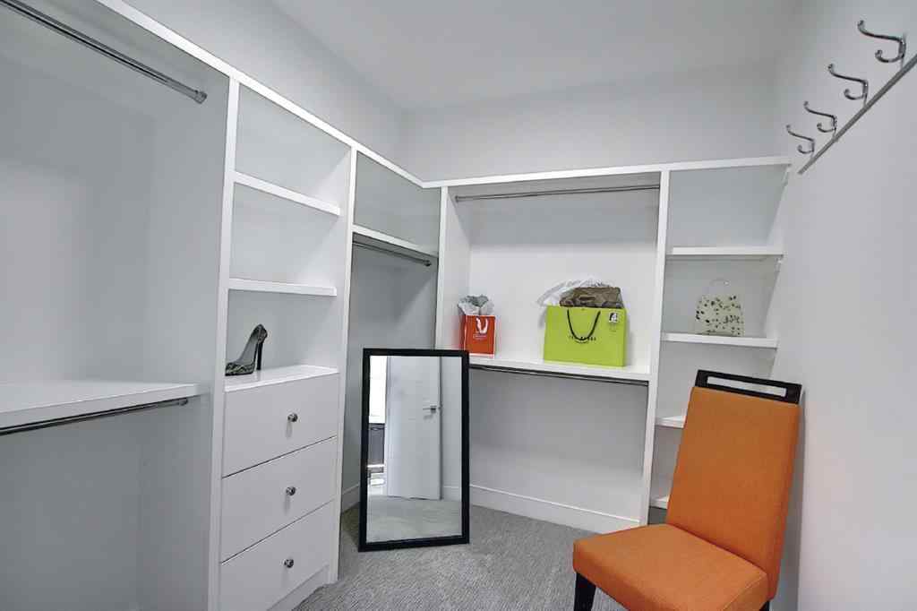 MLS® A2233804 - Unit #Unit 2 940 38th Street SW in Rosscarrock Calgary, Residential