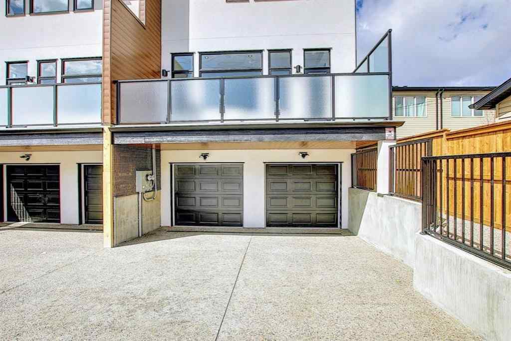 MLS® A2233804 - Unit #Unit 2 940 38th Street SW in Rosscarrock Calgary, Residential