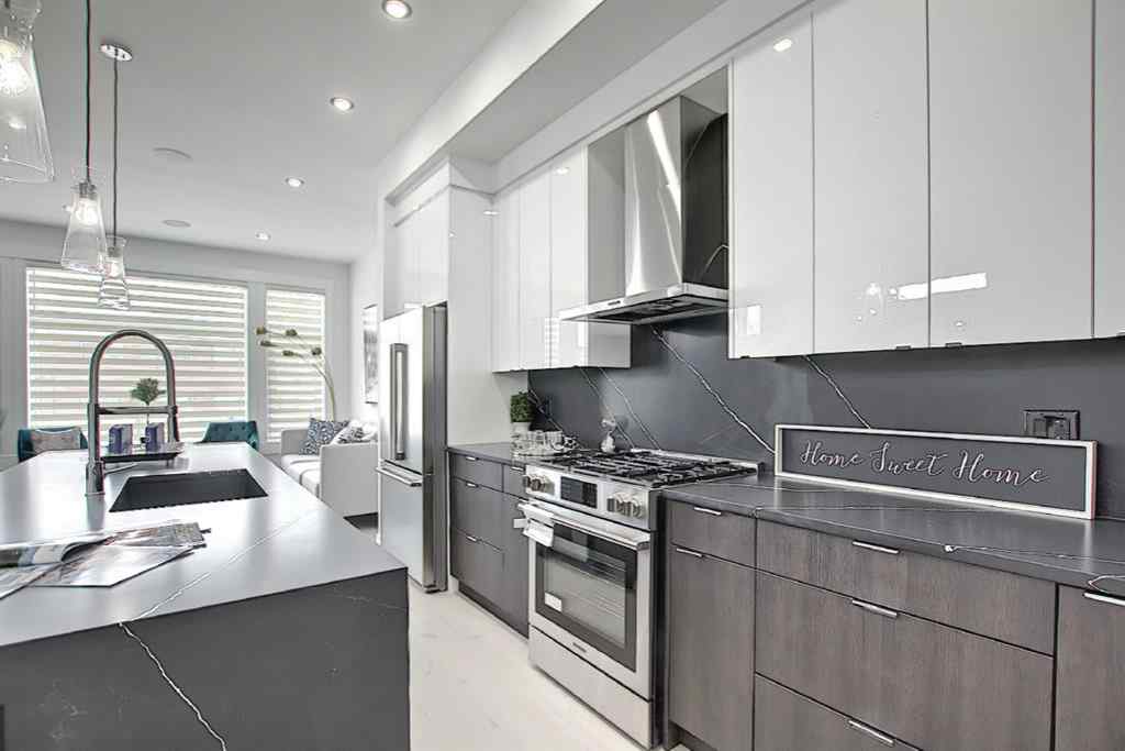 MLS® A2233804 - Unit #Unit 2 940 38th Street SW in Rosscarrock Calgary, Residential